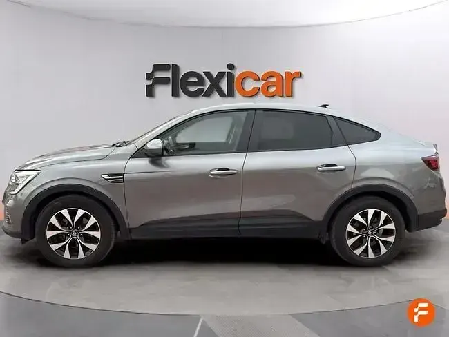 Usado Renault Arkana Equilibre 145 CV (106 kW) 2022 Gris SUV