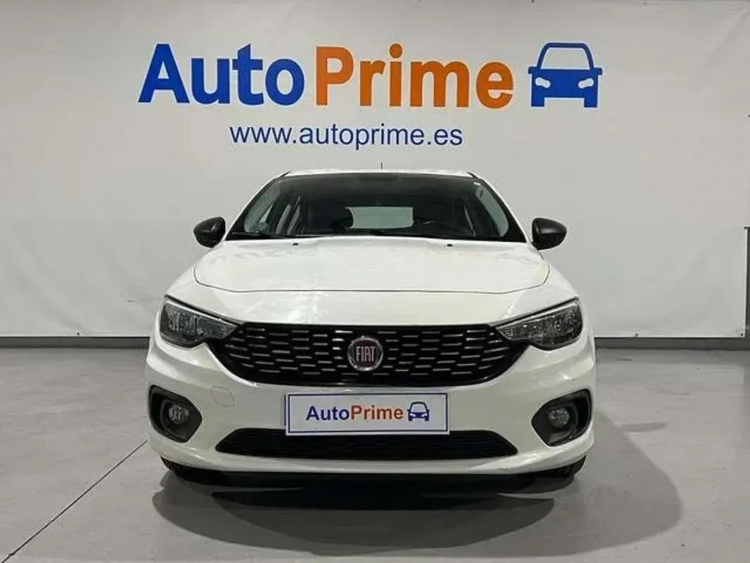 Usado Fiat Tipo Business 120 CV (88 kW) 2019 Blanco Utilitario