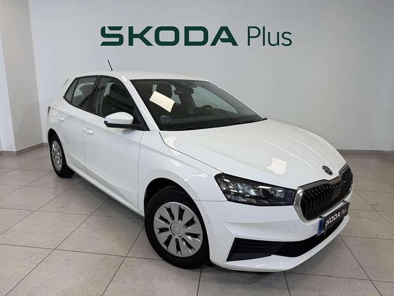 Usado Skoda Fabia Active 80 CV (58 kW) 2023 Blanco Utilitario