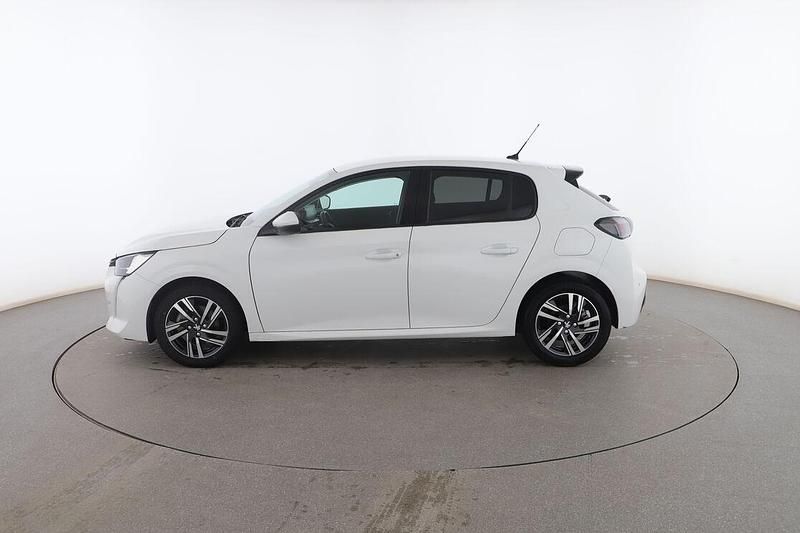 Usado Peugeot 208 Allure 101 CV (74 kW) 2019 Blanco Utilitario
