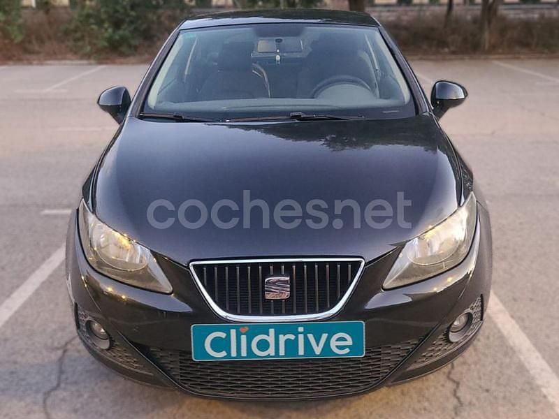 Usado Seat Ibiza Reference 90 CV (66 kW) 2012 Negro Berlina
