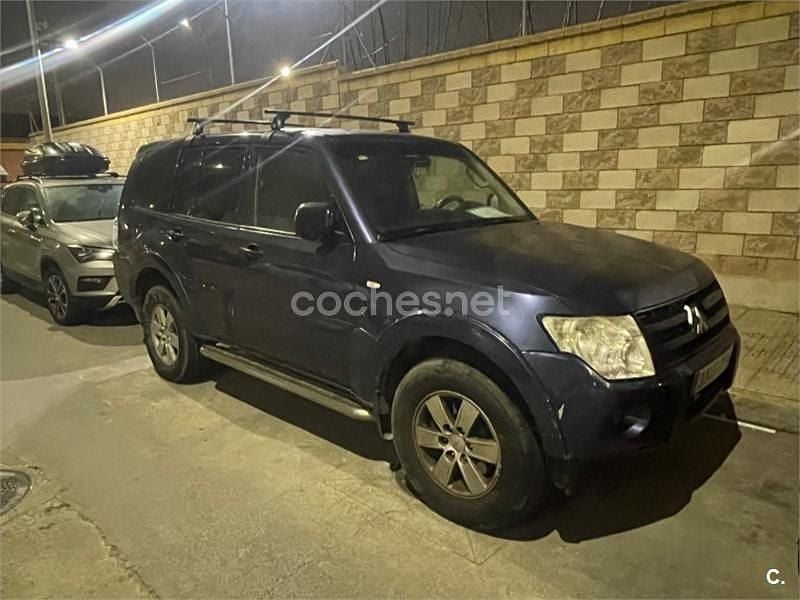 Usado Mitsubishi Montero Invite 160 CV (117 kW) 2010 Azul SUV