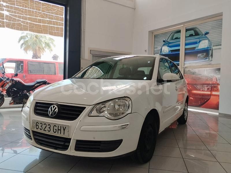 Usado VW Polo Edition 70 CV (51 kW) 2008 Blanco Berlina