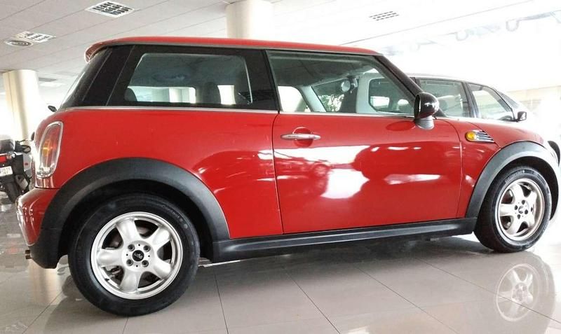 Rojo Usado 2007 Mini ONE Utilitario | 8000 € - Imagen 1/3