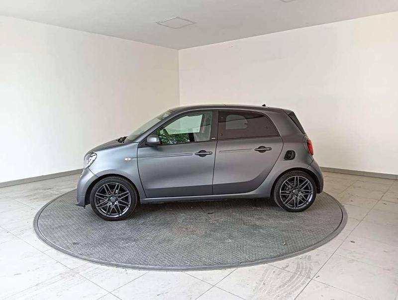 Usado Smart ForFour Passion 90 CV (66 kW) 2017 Gris Utilitario