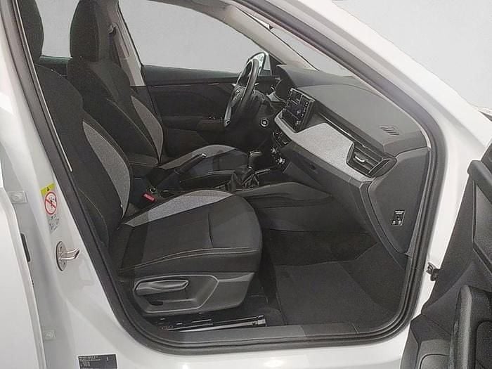 Usado Skoda Scala Selection 115 CV (84 kW) 2024 Blanco Utilitario