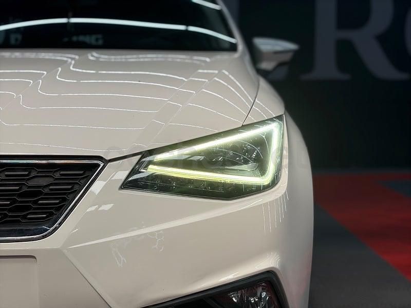 Usado Seat Ibiza Style 95 CV (69 kW) 2019 Blanco Utilitario