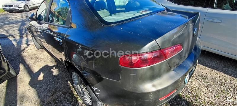 Usado Alfa Romeo 159 Distinctive 150 CV (110 kW) 2005 Marrón Berlina