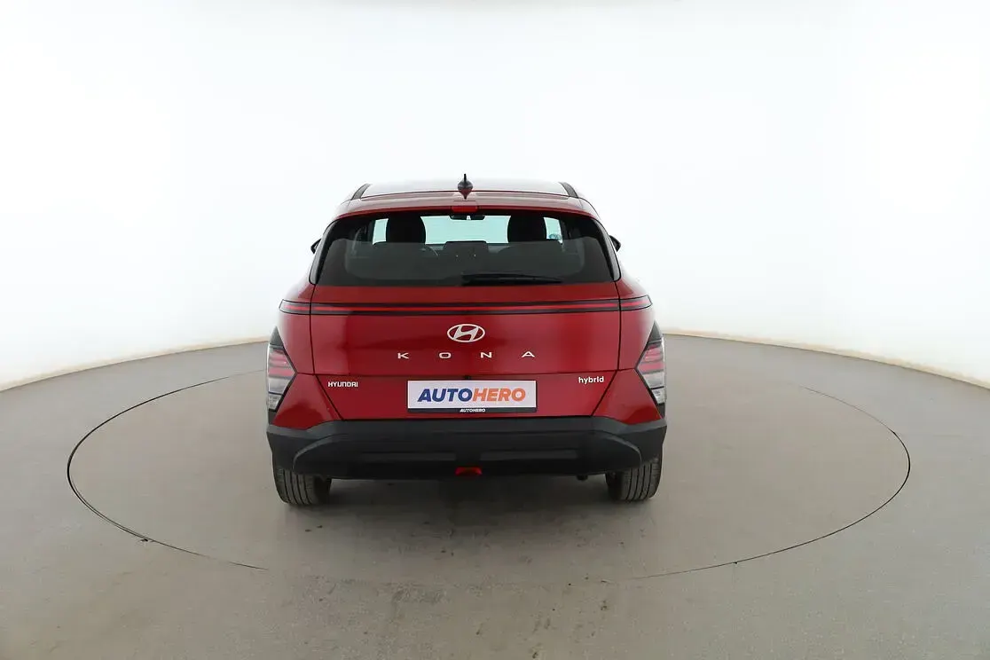 Usado Hyundai Kona 141 CV (103 kW) 2024 Rojo SUV
