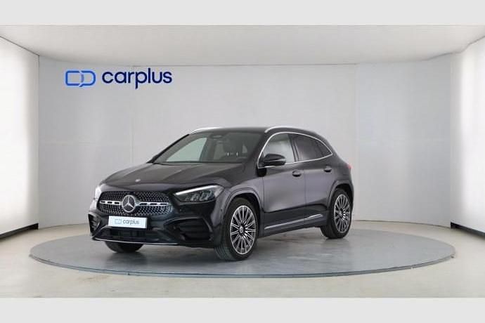 Negro Usado 2024 Mercedes GLA200 SUV | 39.490 € (Buen precio) - Imagen 1/4