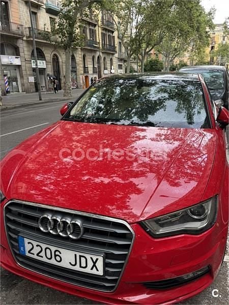 Usado Audi A3 Ambiente 150 CV (110 kW) 2015 Rojo Berlina