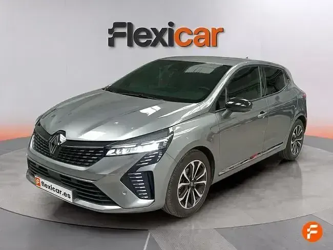 Usado Renault Clio Equilibre 90 CV (66 kW) 2024 Gris Utilitario