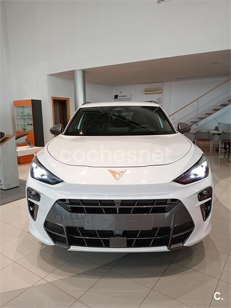Blanco Usado 2025 Cupra Terramar SUV | 40.195 € (Precio justo) - Imagen 1/4