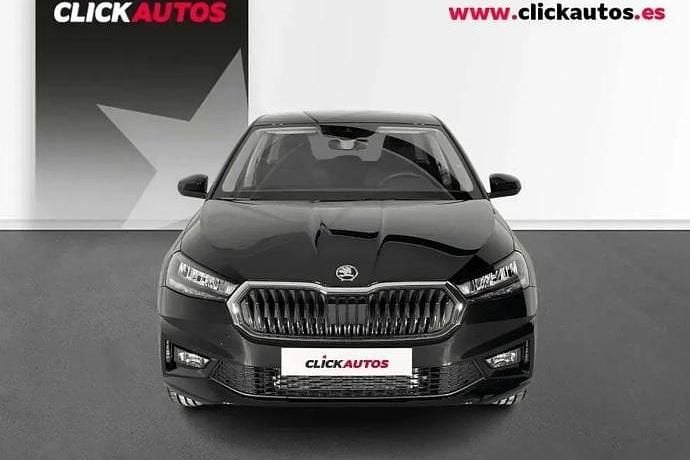 Usado Skoda Fabia Selection 115 CV (84 kW) 2025 Blanco Utilitario