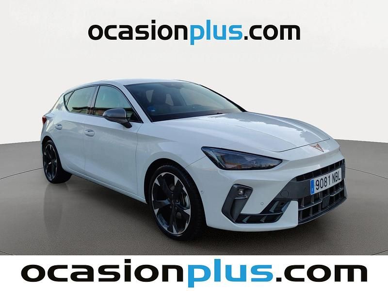 Usado Cupra Leon 204 CV (150 kW) 2025 Blanco Utilitario