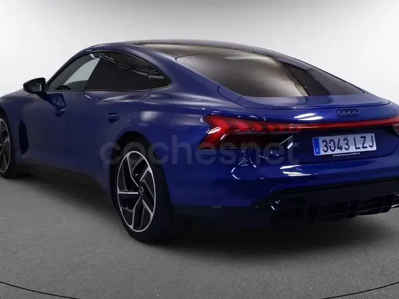 Usado Audi e-tron GT quattro 430 kW (585 CV) 2022 Eléctrico Berlina