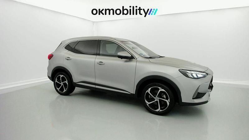 Käytetty MG HS Luxury 162 HP (119 kW) 2024 Hopea Katumaasturi