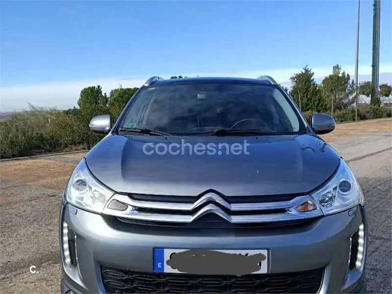 Usado Citroën C4 Aircross Exclusive 114 CV (83 kW) 2015 Gris / plata SUV