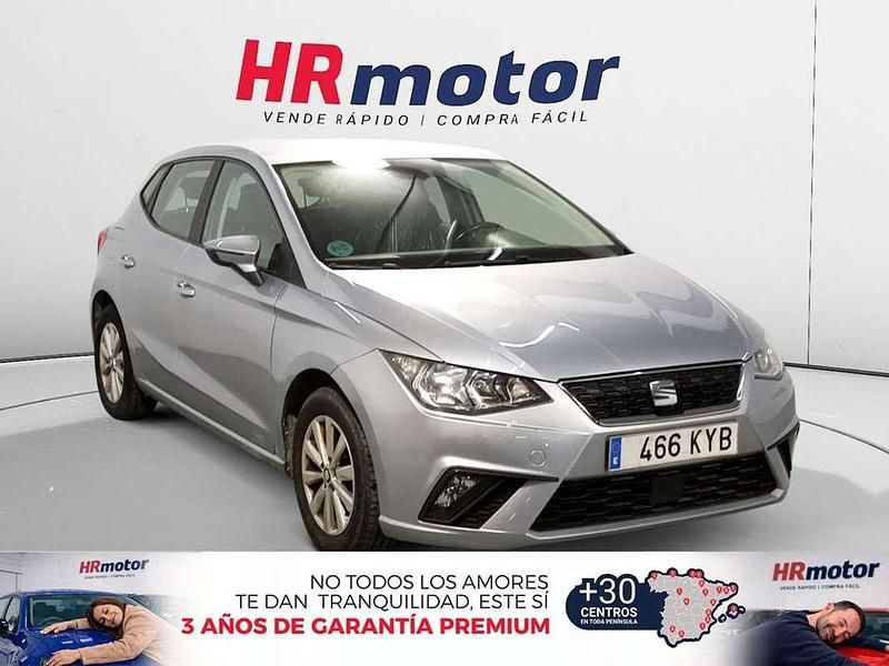 Usado Seat Ibiza Style Plus 80 CV (58 kW) 2019 Gris Utilitario