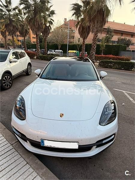 Usado Porsche Panamera Sport Turismo 462 CV (339 kW) 2018 Blanco Familiar