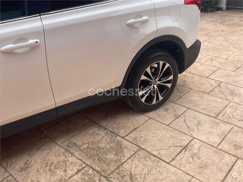 Usado Toyota RAV4 Advance 150 CV (110 kW) 2014 Blanco SUV