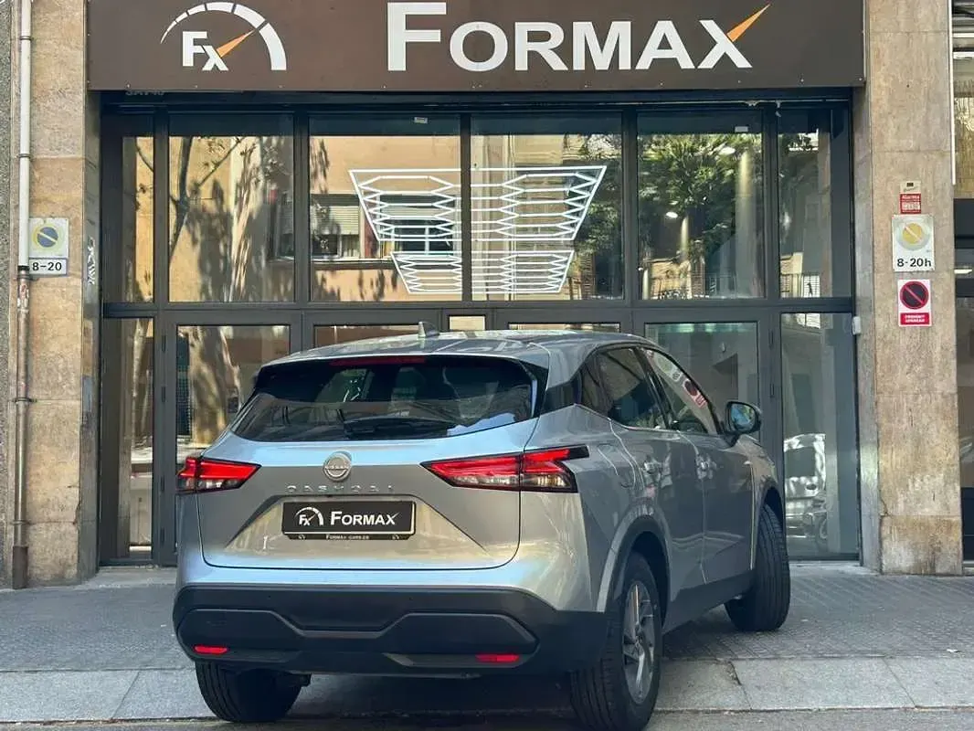 Usado Nissan Qashqai Acenta 158 CV (116 kW) 2023 Gris SUV