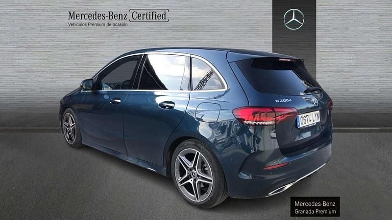 Usado Mercedes B200 AMG line 150 CV (110 kW) 2022 Utilitario