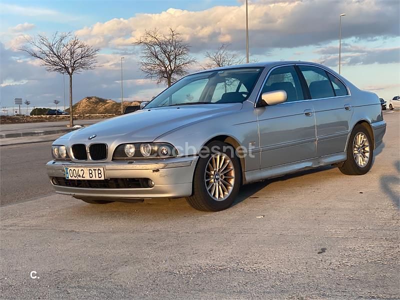 Usado BMW 530 231 CV (169 kW) 2002 Gris / plata Berlina