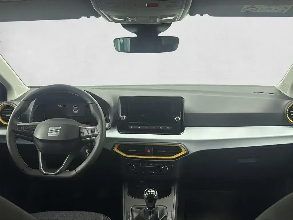Usado Seat Ibiza Style 116 CV (85 kW) 2025 Rojo Utilitario