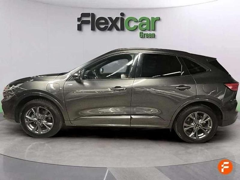 Usado Ford Kuga ST-Line 224 HP (164 kW) 2022 Azul SUV