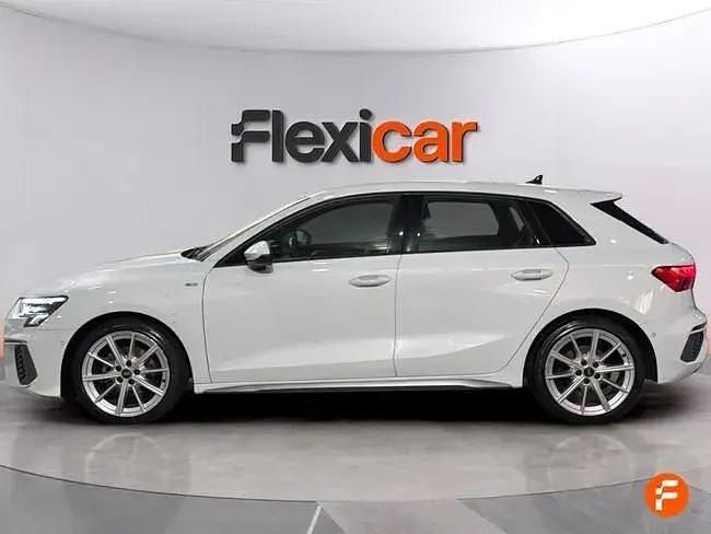 Usado Audi A3 116 CV (85 kW) 2023 Blanco Berlina