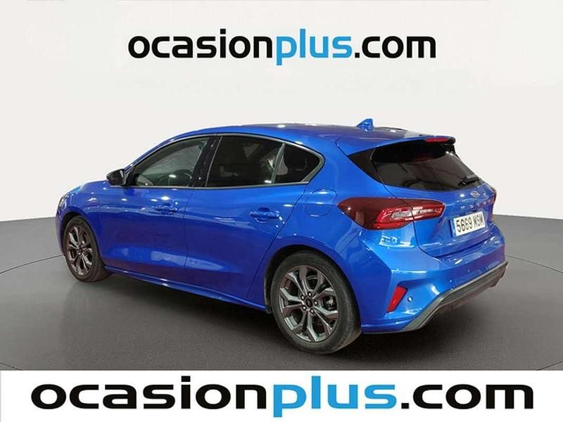 Käytetty Ford Focus ST-Line 155 HP (114 kW) 2024 Sininen Viistoperä