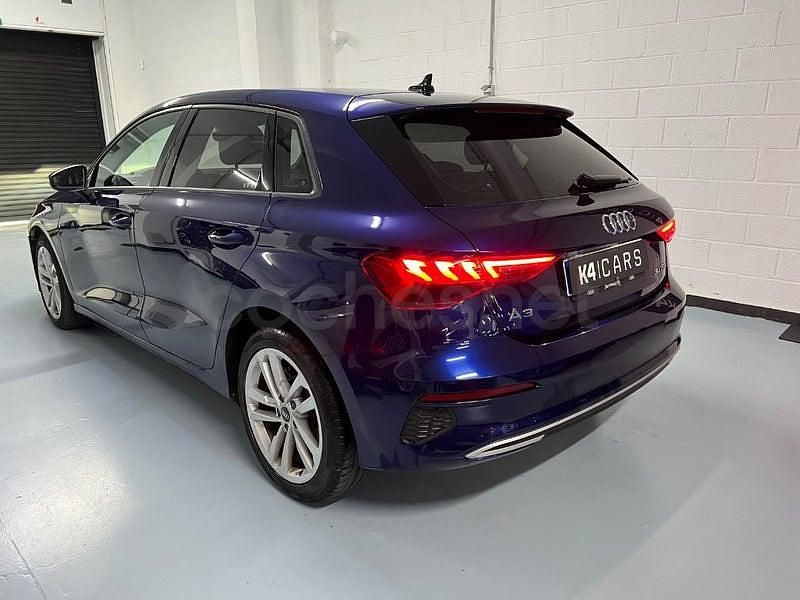 Usado Audi A3 110 CV (80 kW) 2023 Azul Berlina