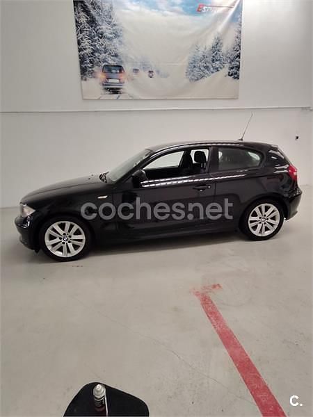 Usado BMW 116 115 CV (84 kW) 2012 Negro Utilitario