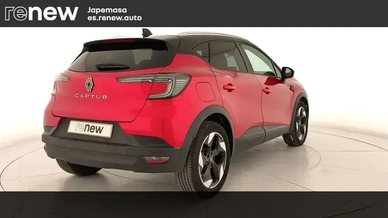 Usado Renault Captur Techno 100 CV (73 kW) 2025 Rojo SUV