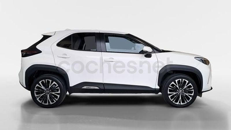 Usado Toyota Yaris Cross Style 116 CV (85 kW) 2022 Blanco SUV