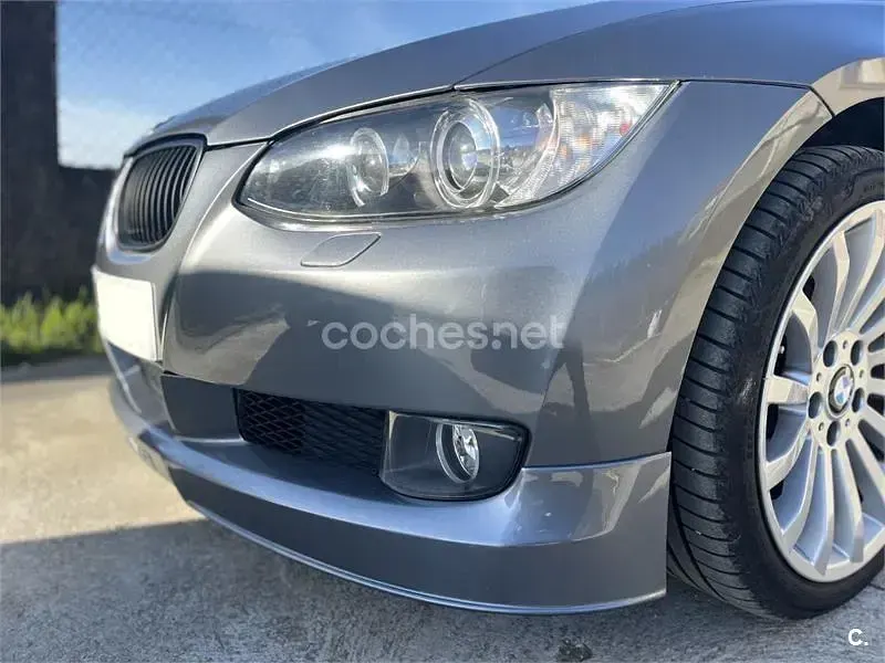 Usado BMW 320 Cabriolet 170 CV (125 kW) 2008 Gris / plata Descapotable