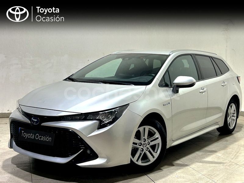 Gris / plata Usado 2021 Toyota Corolla Active Familiar | 19.990 € (Precio justo) - Imagen 1/4