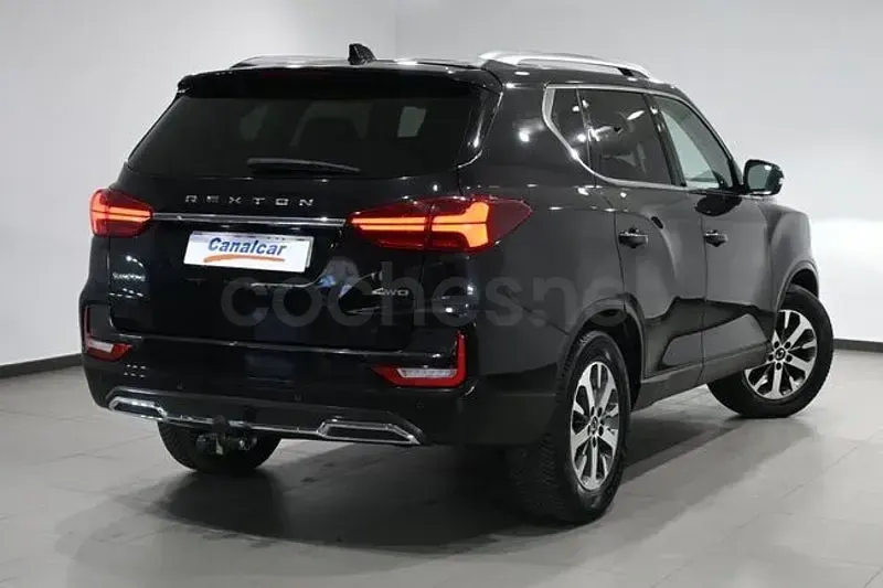 Usado SsangYong Rexton 202 CV (148 kW) 2023 Negro SUV