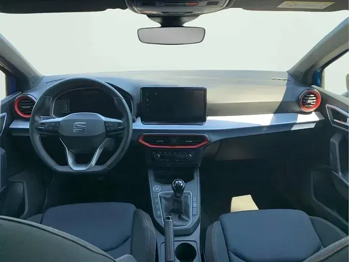Usado Seat Ibiza FR 110 CV (80 kW) 2022 Azul Utilitario