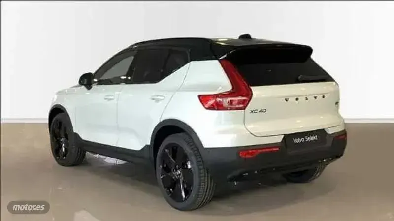 Nuevo Volvo XC40 Ultra 2026 Blanco SUV