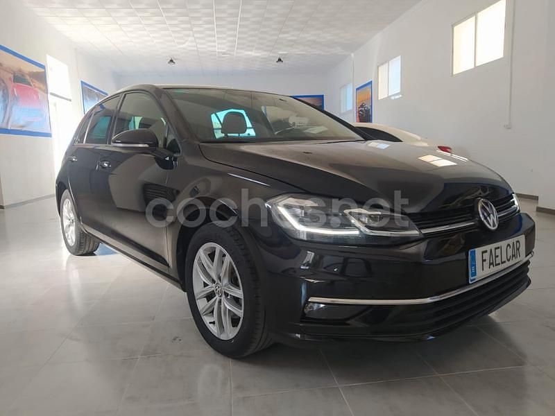 Usado VW Golf VII Advance 150 CV (110 kW) 2019 Negro Berlina