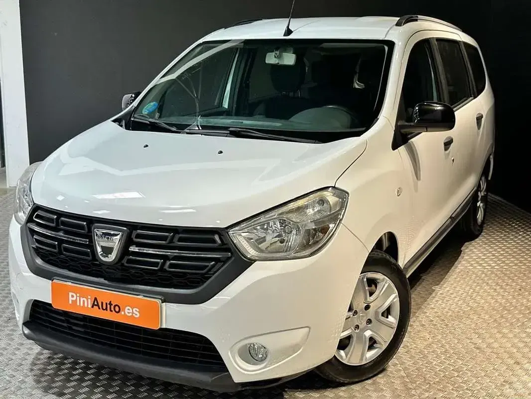Usado Dacia Lodgy Comfort 102 CV (75 kW) 2021 Blanco Monovolumen