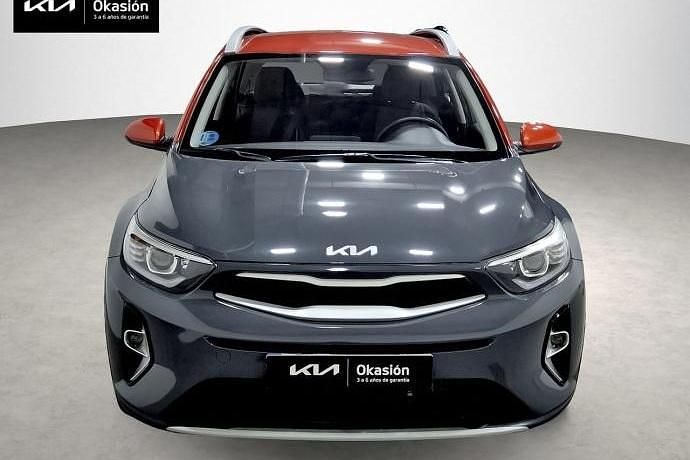 Usado Kia Stonic 100 CV (73 kW) 2021 SUV