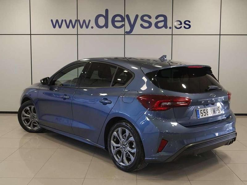 Usado Ford Focus ST-Line 125 CV (91 kW) 2023 Azul Utilitario