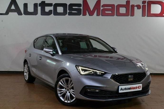 Gris Usado 2023 Seat Leon Style Berlina | 19.490 € (Super precio) - Imagen 1/4
