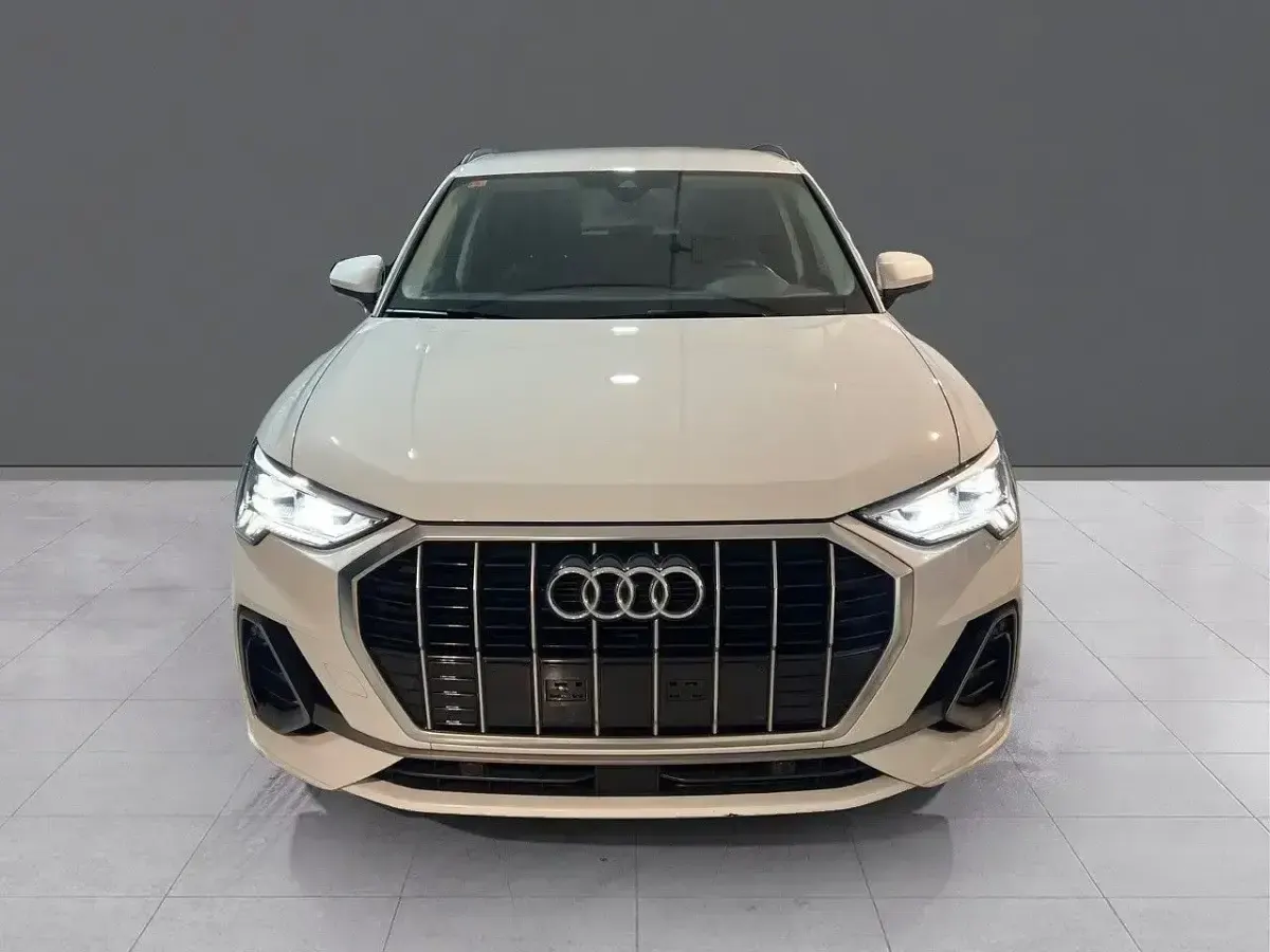Usado Audi Q3 S-Line 190 CV (139 kW) 2019 Blanco SUV