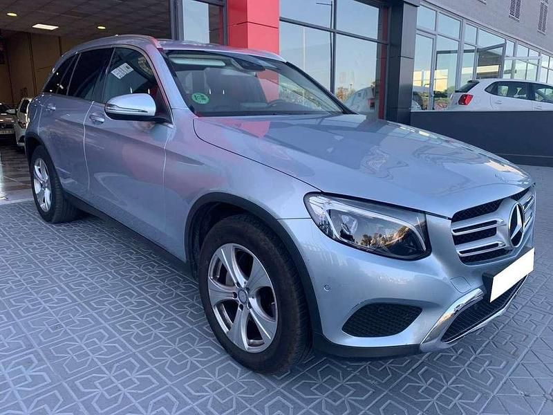 Usado Mercedes GLC250 204 CV (150 kW) 2016 Gris / plata SUV