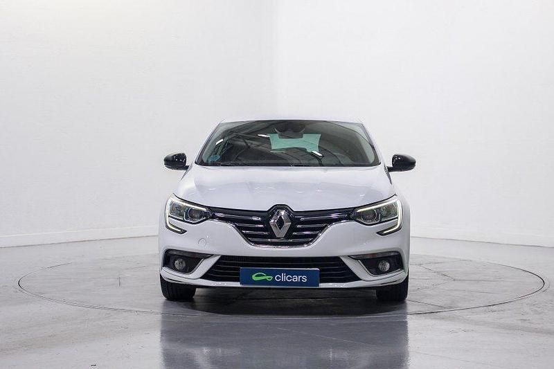 Usado Renault Mégane IV Zen 130 CV (95 kW) 2018 Blanco Berlina