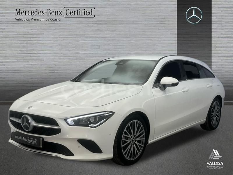 Blanco polar Usado 2023 Mercedes CLA200 Shooting Brake Familiar | 40.800 € (Caro) - Imagen 1/4